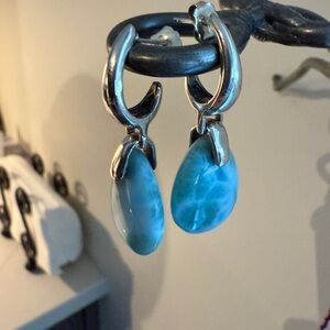 Elegant Silver and Turquoise Drop Earrings 925